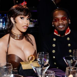 Morddrohung: Cardi B wirft Ex Offset üble Belästigung vor