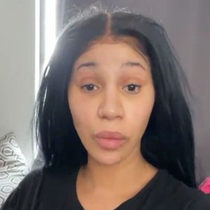 No-Make-up-Video: Cardi B fühlt sich ungeschminkt mega-wohl!