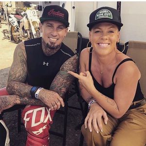Mit süßem Post: Pink und Carey Hart feiern 14. Ehe-Jubiläum!