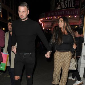 Wiedervereint? Carl Woods und Katie Price halten Händchen
