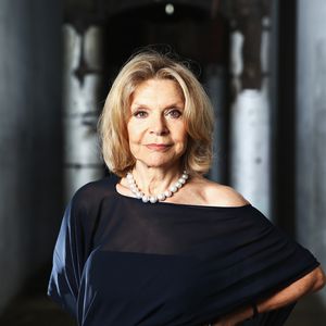 Designerin Carla Zampatti stirbt nach Horror-Sturz in Oper