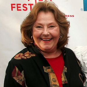 "Sixteen Candles"-Star Carlin Glynn mit 83 Jahren verstorben