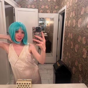 Carly Rae Jepsen feiert bunt ihren Junggesellinnenabschied