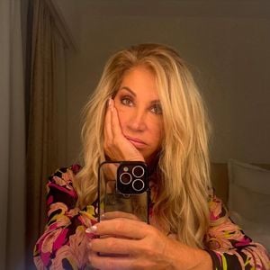Carmen Geiss reagiert auf Kritiker des Mutter-Tochter-Fotos