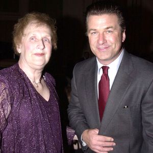 Alec Baldwin ist in Trauer: Seine Mutter Carol ist gestorben