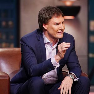 Maschmeyer rührt Löwen-Fans mit Hautkrebs-Vergangenheit