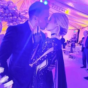 Paris Hiltons süße Liebeserklärung an ihren Freund Carter!