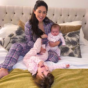 Drei Kinder in drei Jahren: Casey Batchelor wieder schwanger