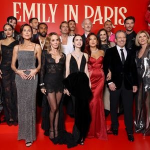 Lily Collins gewährt exklusive Einblicke in "Emily in Paris"