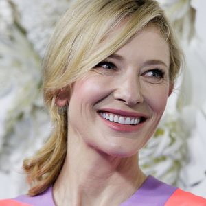 Süße Begleitung! Cate Blanchett reist mit Töchterchen Edith