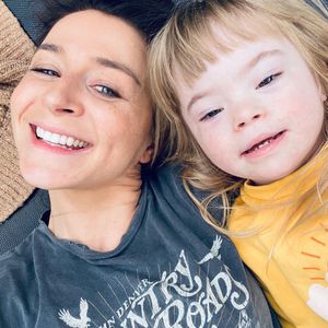 "Grey's Anatomy"-Amelia teilt süßes Selfie mit ihrer Tochter