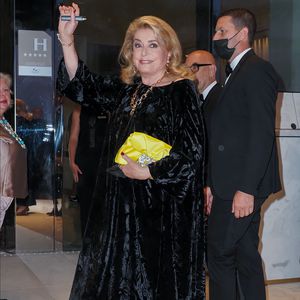 Nach Schlaganfall: Catherine Deneuve feiert ihr Comeback