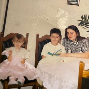 Erkannt? Das süße Mädchen ist heute TV-Star – und wird 30!