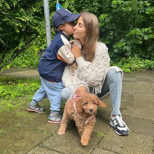 "Liebe euch": Cathy Hummels teilt Bilder mit Ludwig und Hund