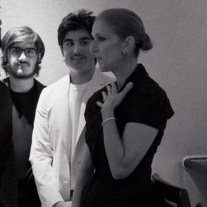 So glücklich strahlt Céline Dion mit Zwillingen auf Konzert!