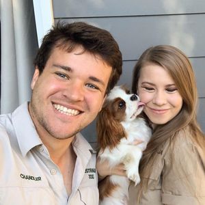 Nach Hochzeit ohne Familie: Bindi Irwin will erneut heiraten