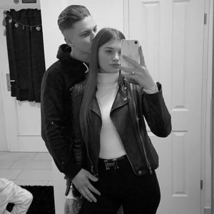Harmonisch? GNTM-Chanel lebt zusammen mit Freund und Mutter