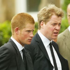 Prinz Harrys Annäherung an Earl Spencer sorgt für Zündstoff