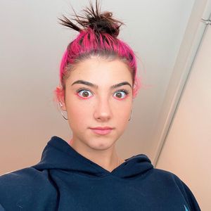 Follower gekauft? Jetzt spricht TikTok-Star Charli D'Amelio