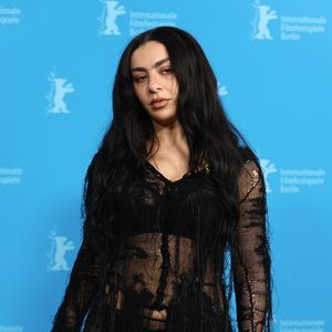 Sängerin Charli XCX denkt über einen Karrierewechsel nach