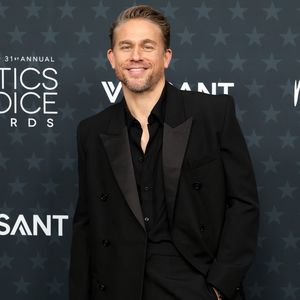 Christian Grey abgesagt: Charlie Hunnam weinte 20 Minuten
