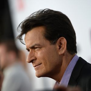 Mit Tochter im Privat-Jet: Charlie Sheen gibt den Superpapa
