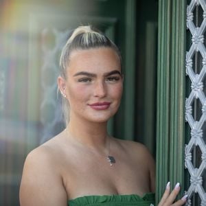Rosenöl vs. Party: Für "Temptation Island"-Charline unfair