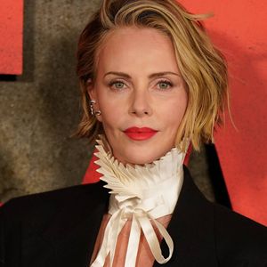 Charlize Theron: Tochter motiviert sie beim Klettertraining