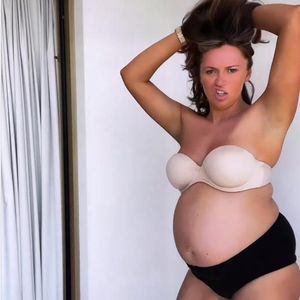 Schwangere Charlotte Dawson teilt Tanzvideo in Unterwäsche