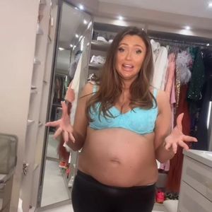 Charlotte Dawson wehrt sich mit Babybauchvideo gegen Hater