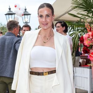 Babynews: So süß gratuliert Charlotte Würdig Sidos Partnerin