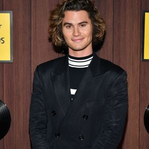 Chase Stokes bei einem Event in West Hollywood im Februar 2020