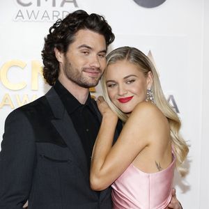 Chase Stokes schwärmt von seiner Freundin Kelsea Ballerini