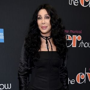 Cher bringt ein geschlechterneutrales Parfüm auf den Markt!