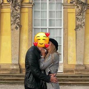Erstes Foto: Hier knutscht Chethrin Schulze ihren Freund ab