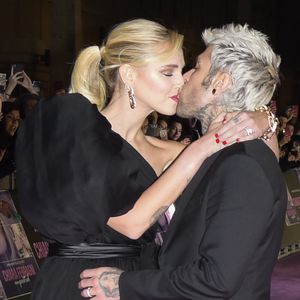 Verliebt auf Premiere: Chiara Ferragni knutscht Ehemann ab!