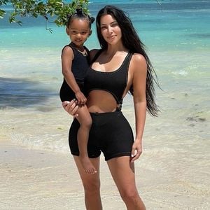 Darum trägt Kim Kardashian Tochter Chicago immer auf dem Arm
