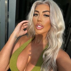 Chloe Ferry wohnt nach Liebes-Aus wieder bei ihrer Mutter!