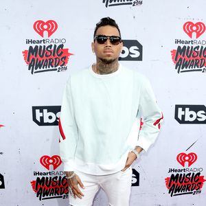Mit seinen beiden Kids: Chris Brown genießt Familienurlaub