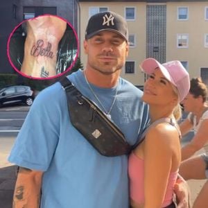 Ging flott: Chris Broy und Bella haben schon Pärchentattoos