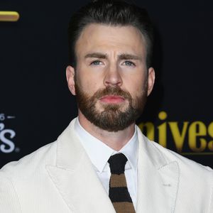 Zwei Jahre nach Trennung: Chris Evans genießt Single-Leben
