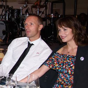 Chris Martin und Dakota Johnson turteln bei Coldplay-Konzert