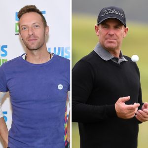 Coldplay ehrt verstorbenen Freund Shane Warne bei Konzert