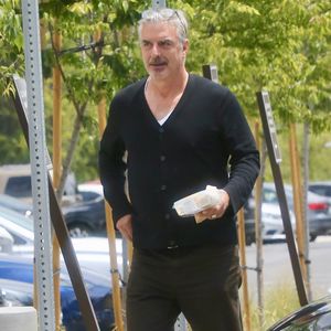 Ehekrise überstanden? Chris Noth wurde mit Ehering gesichtet