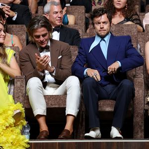 Chris Pine scherzt über angebliches Drama mit Harry Styles