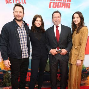 Arnold Schwarzenegger strahlt mit Töchtern bei Premiere!