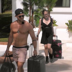 Dieser Sixpack-Hottie mischt jetzt "Beauty & The Nerd" auf