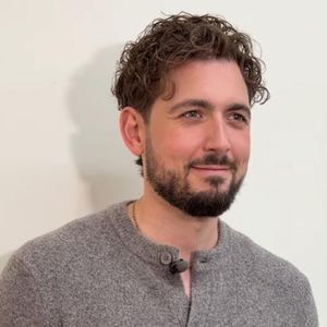 "Was Neues": Chris Wackert hat sich Dauerwelle machen lassen