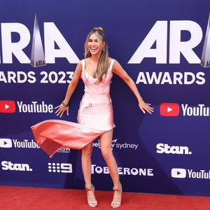 Chrishell Stause zog mit diesem Look alle Blicke auf sich!