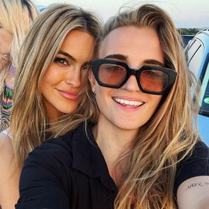 Nichts hält Chrishell Stause und G Flip von ihrer Liebe ab!